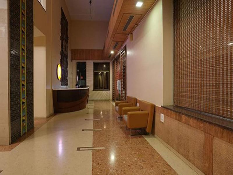 Fabhotel Prime Rester Select Chakan image