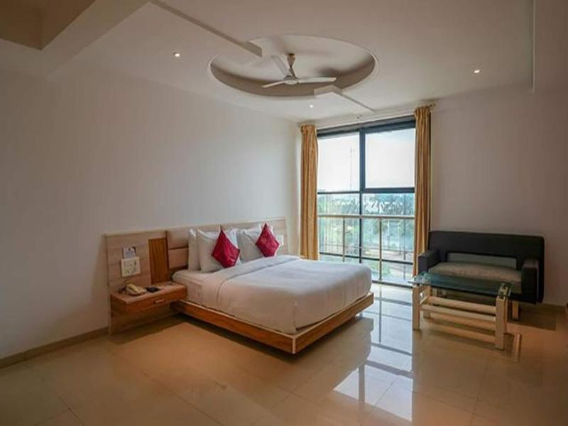 Fabhotel Prime Rester Select Chakan image