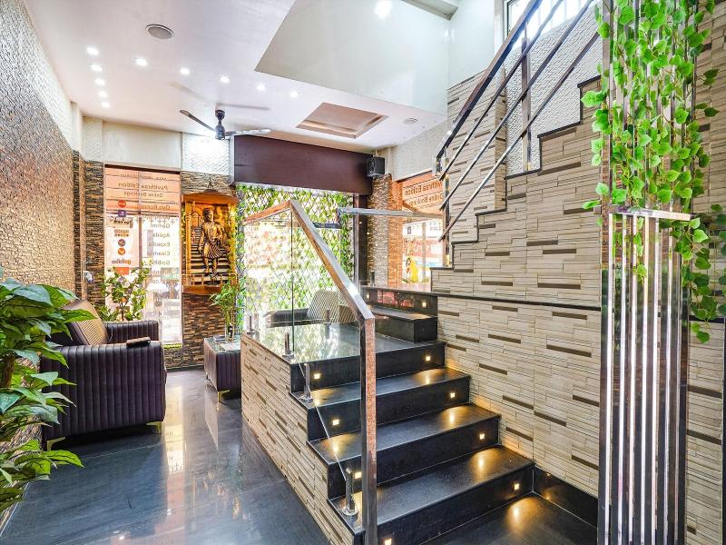 Fabhotel Pavithraa Edition image