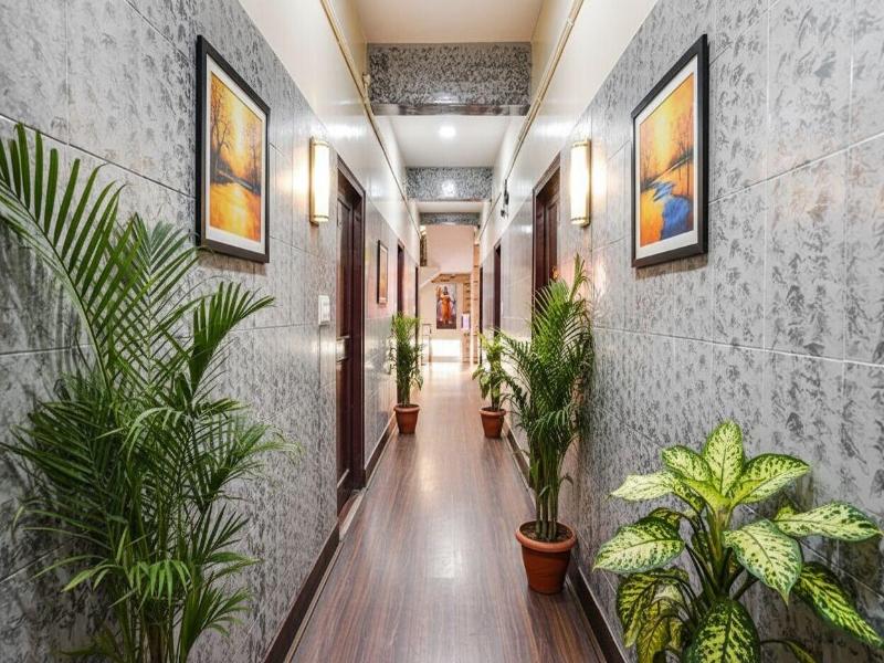 Fabhotel Pavithraa Edition image