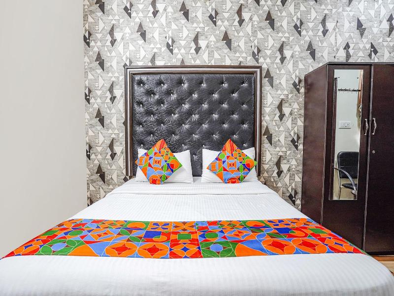 Fabhotel Pavithraa Edition image
