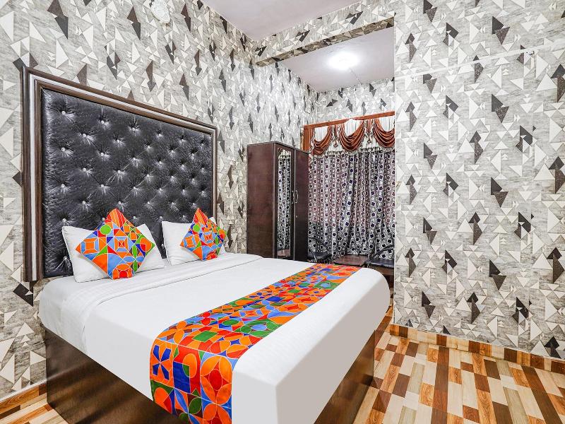 Fabhotel Pavithraa Edition image