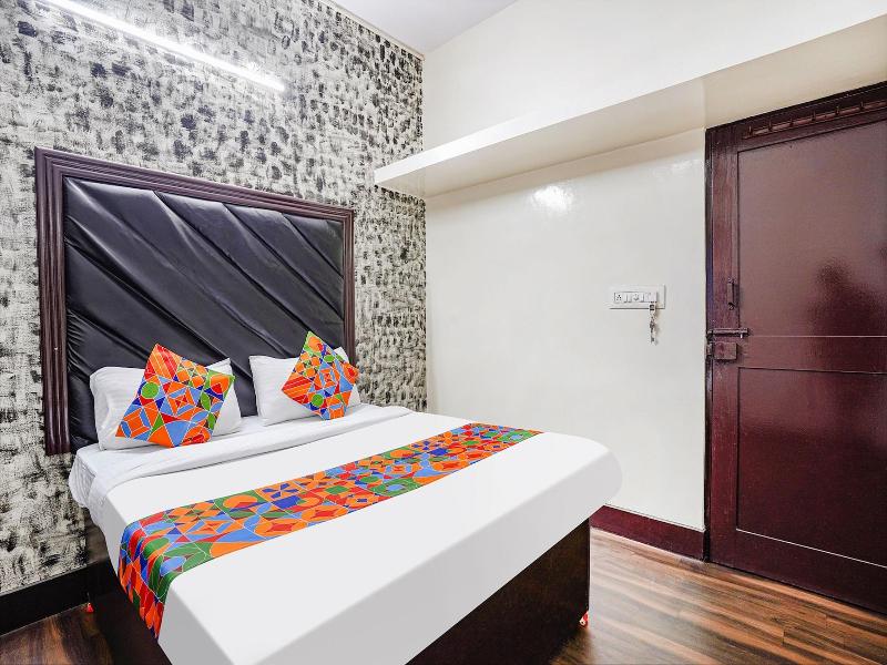 Fabhotel Pavithraa Edition image