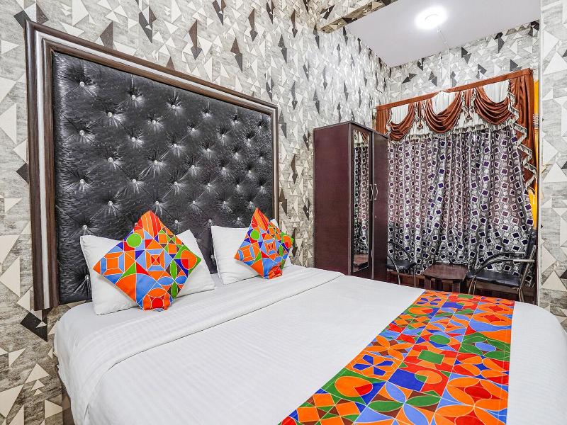 Fabhotel Pavithraa Edition image
