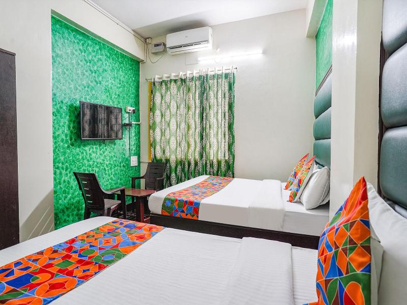 Fabhotel Pavithraa Edition image