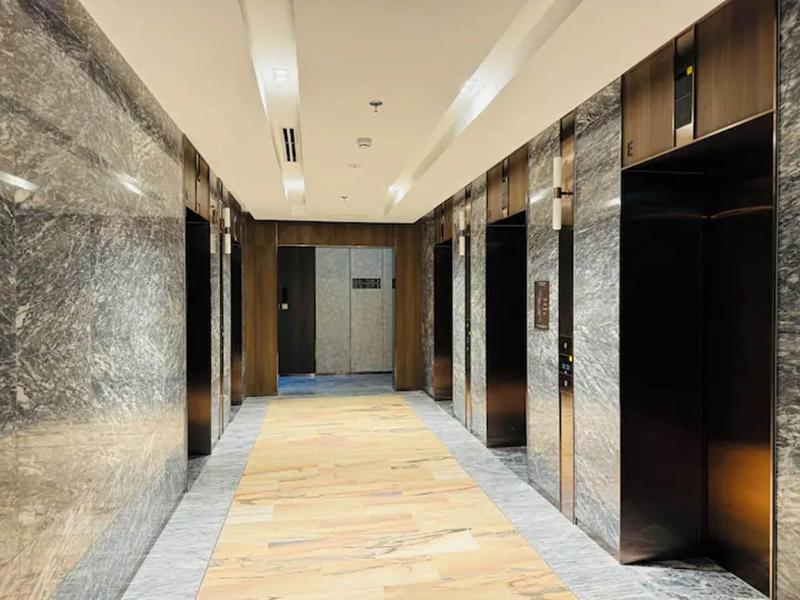 Lumiere Vacation By Kvg Suite Apartment image