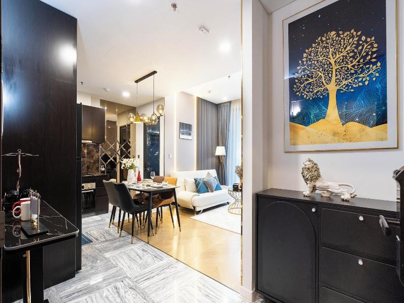 Lumiere Vacation By Kvg Suite Apartment image