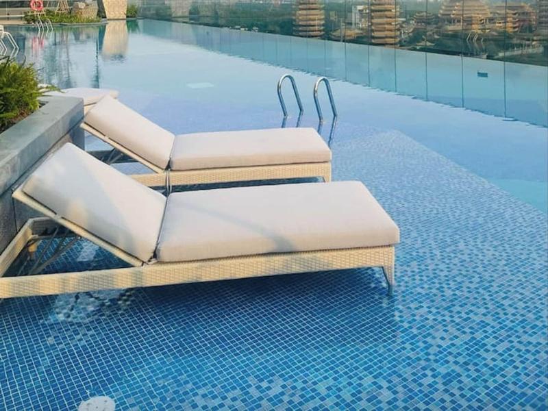 Lumiere Vacation By Kvg Suite Apartment image