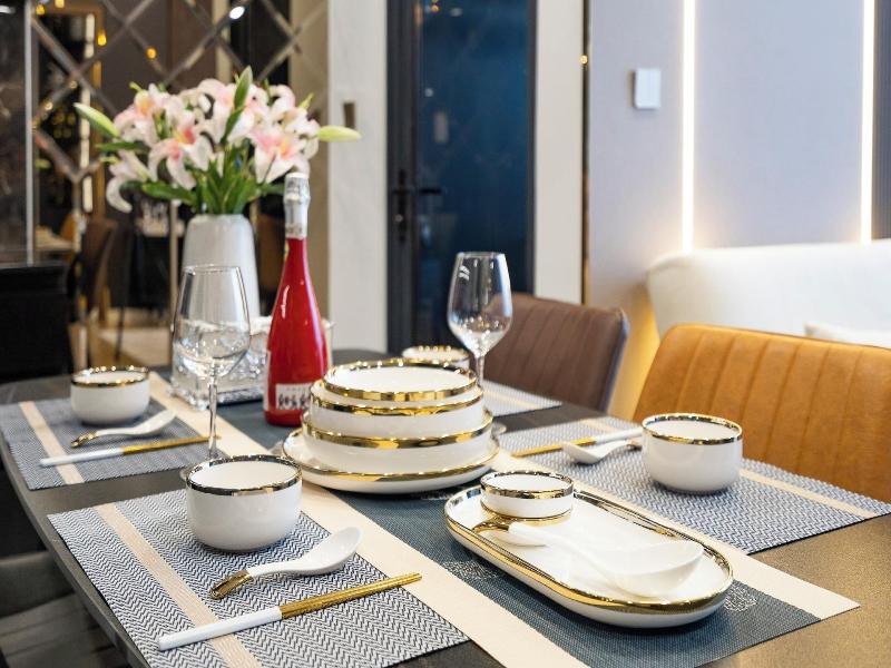 Lumiere Vacation By Kvg Suite Apartment image