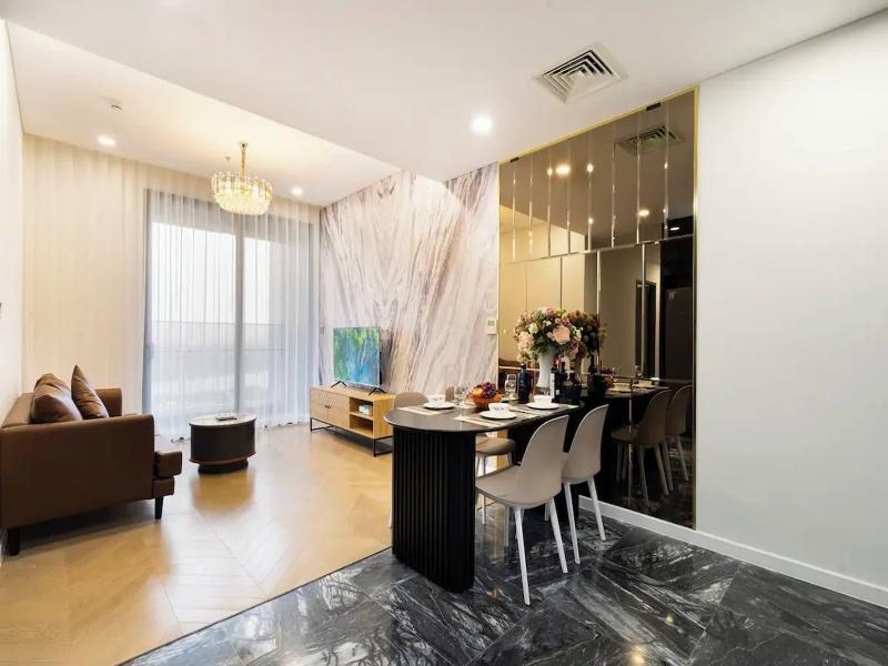 Lumiere Vacation By Kvg Suite Apartment image