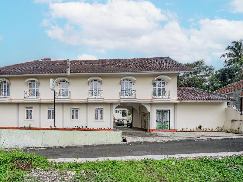 Capital O 93949 Hotel Popuci By Pupa Hospitality, Cilimus