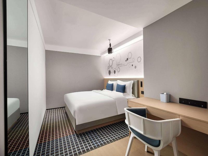 Microtel By Wyndham Handan New Century image