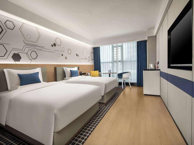 Microtel By Wyndham Handan New Century image