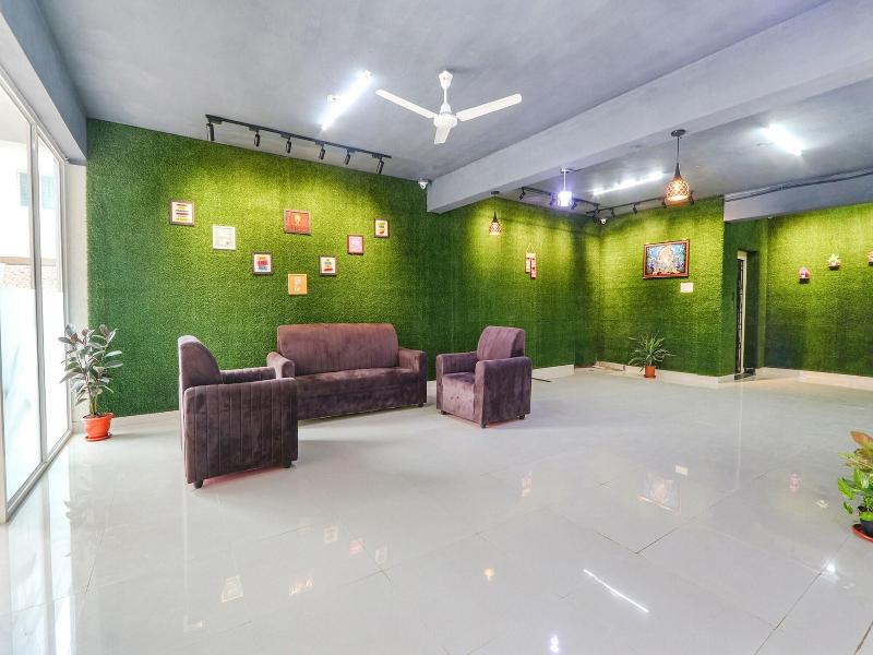 Fabhotel Dream Connect