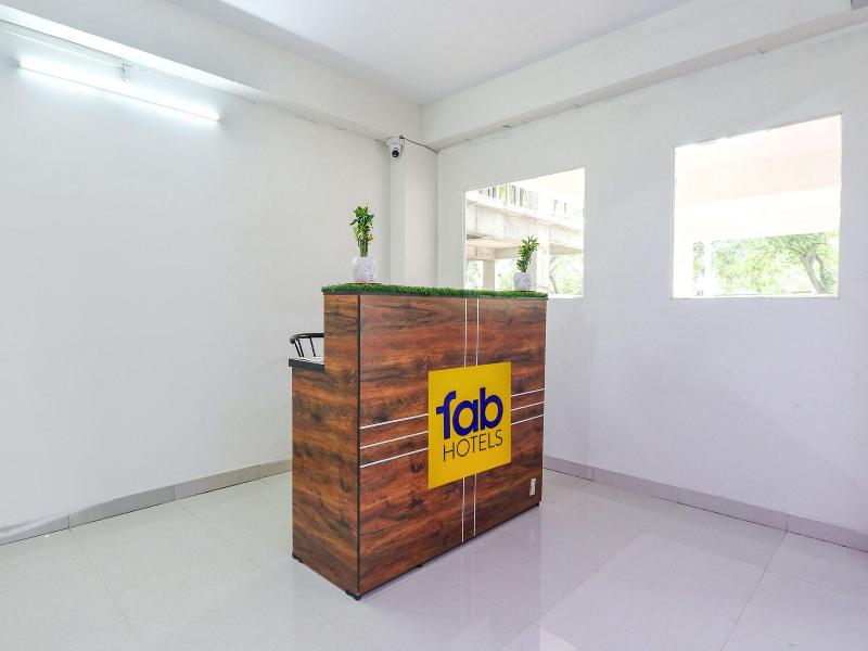 Fabhotel Dream Connect