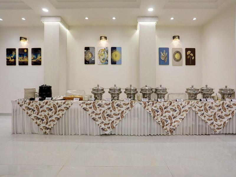 Fabhotel Prime Panchwati Regency image