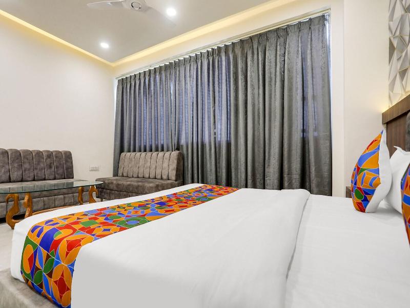 Fabhotel Prime Panchwati Regency image