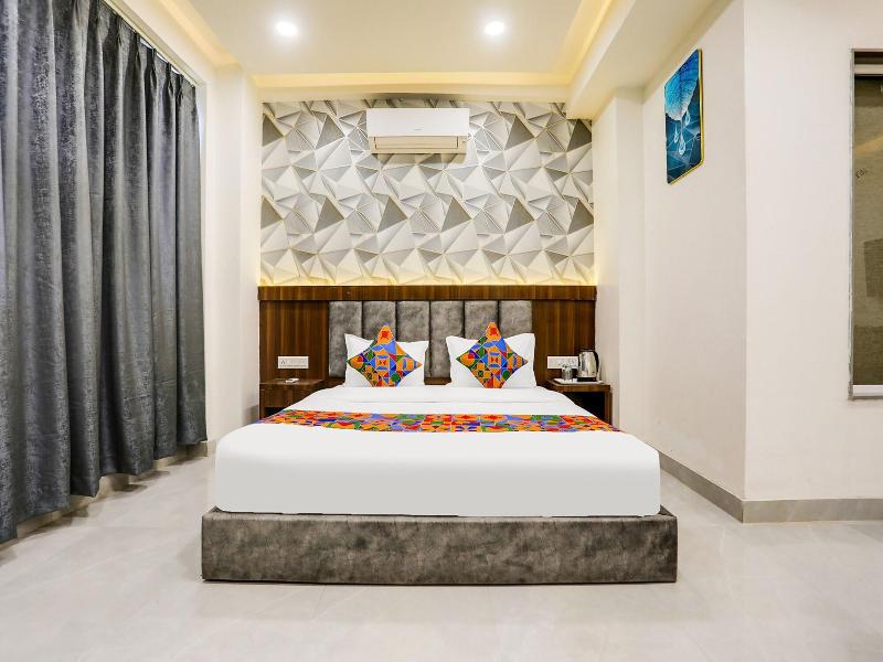Fabhotel Prime Panchwati Regency image