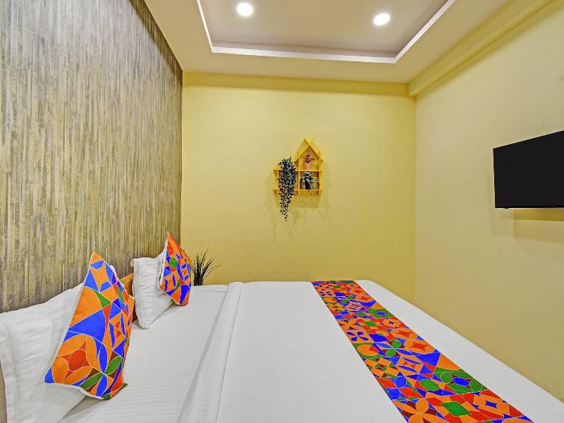 Fabhotel Metro image