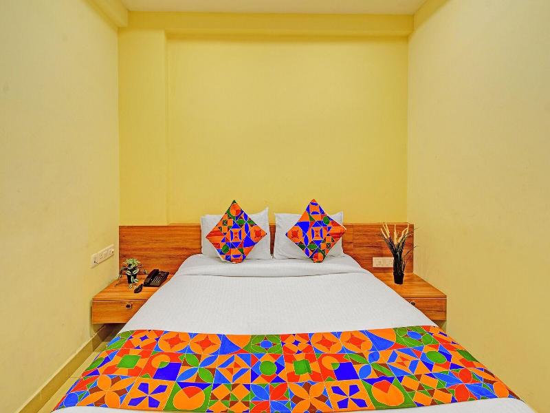 Fabhotel Metro image