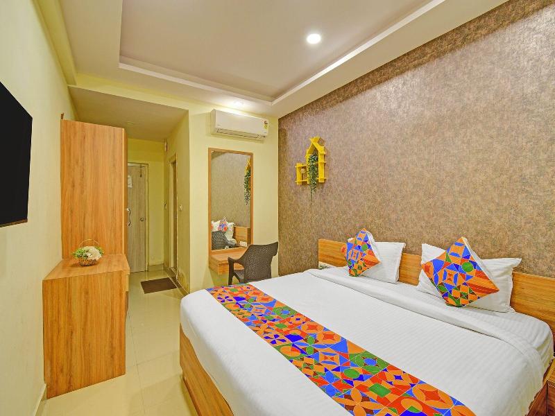 Fabhotel Metro image