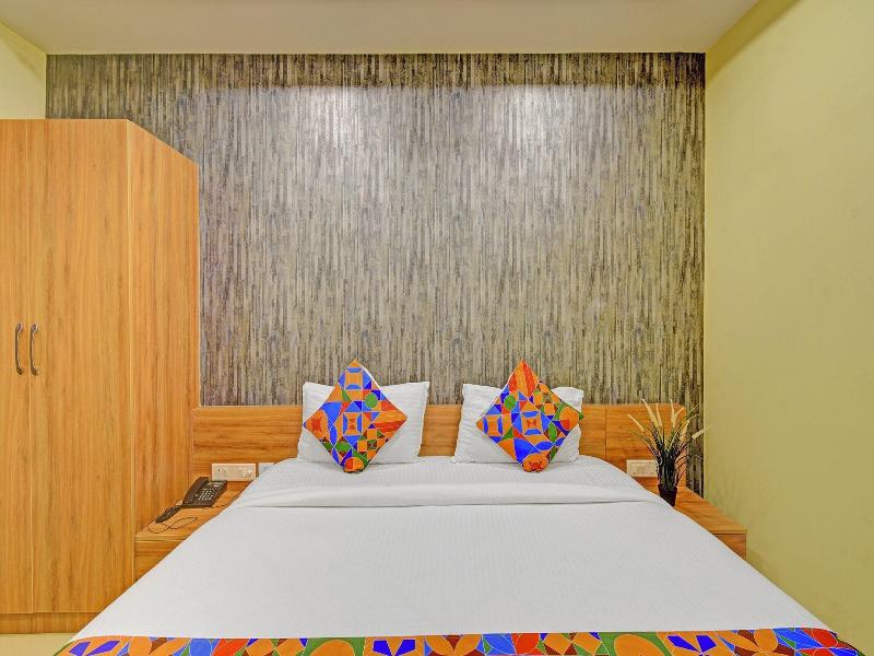 Fabhotel Metro image