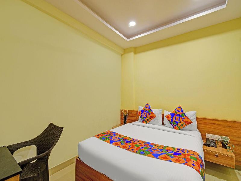 Fabhotel Metro image