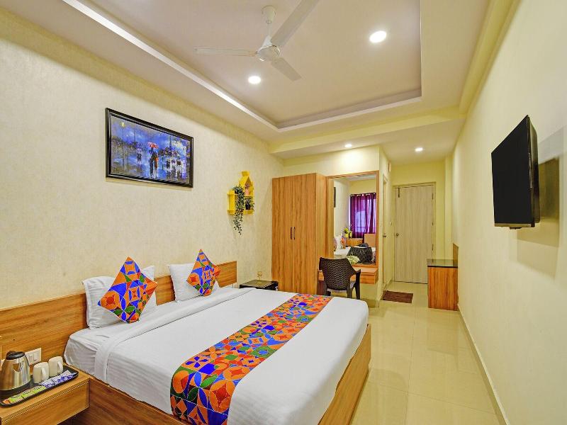 Fabhotel Metro image