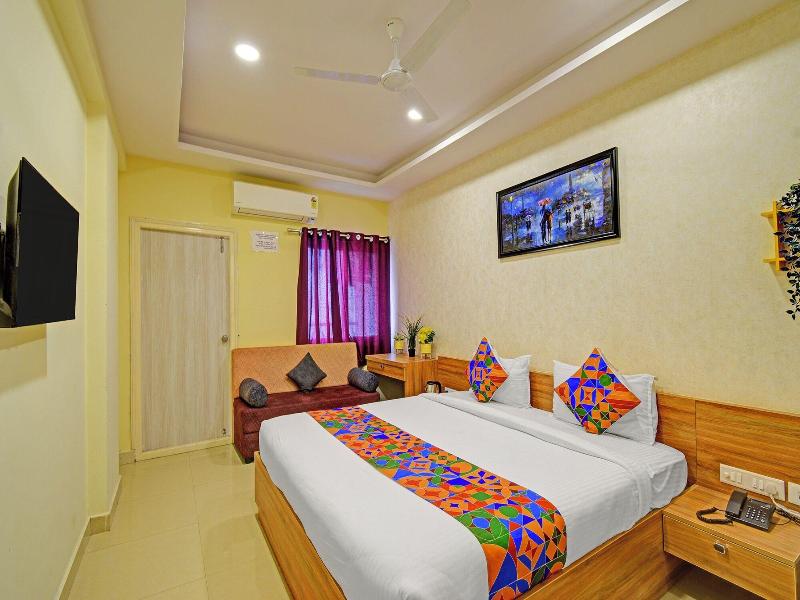 Fabhotel Metro image
