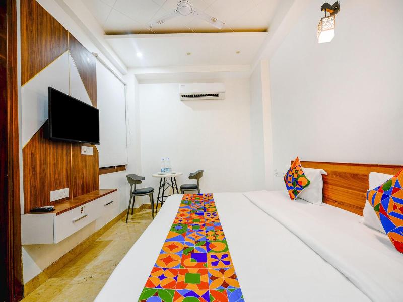 Fabhotel Nyra Residency image