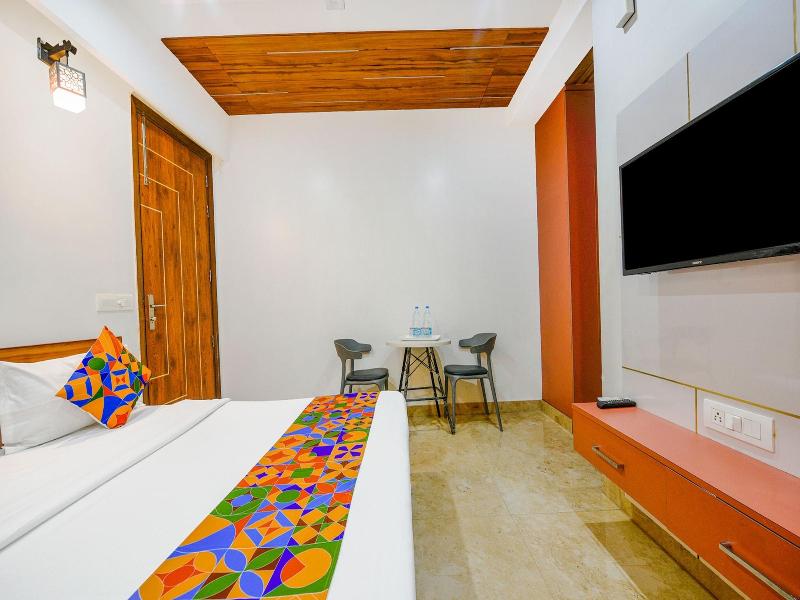 Fabhotel Nyra Residency image