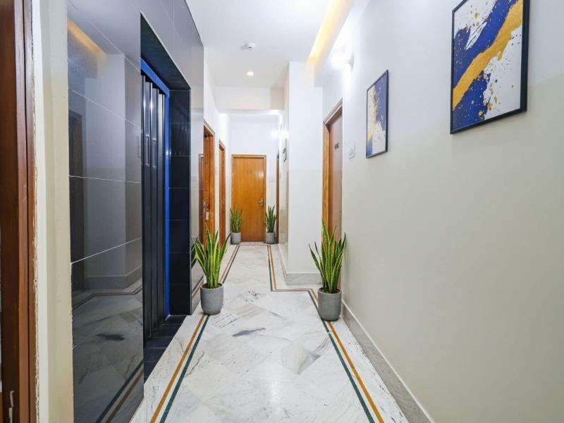 Fabhotel Nand image