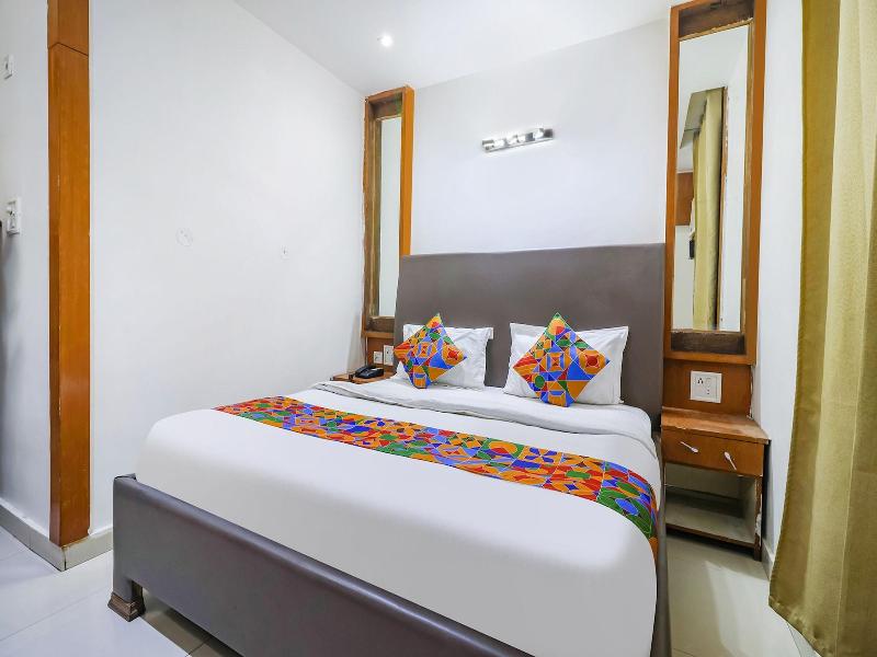 Fabhotel Nand image