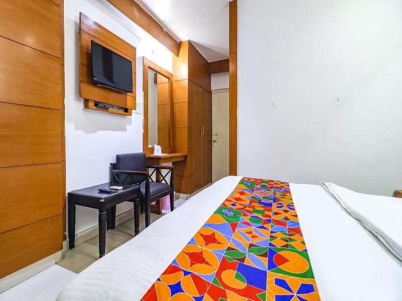 Fabhotel Nand image