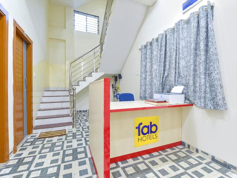 Fabhotel Grand Embassy
