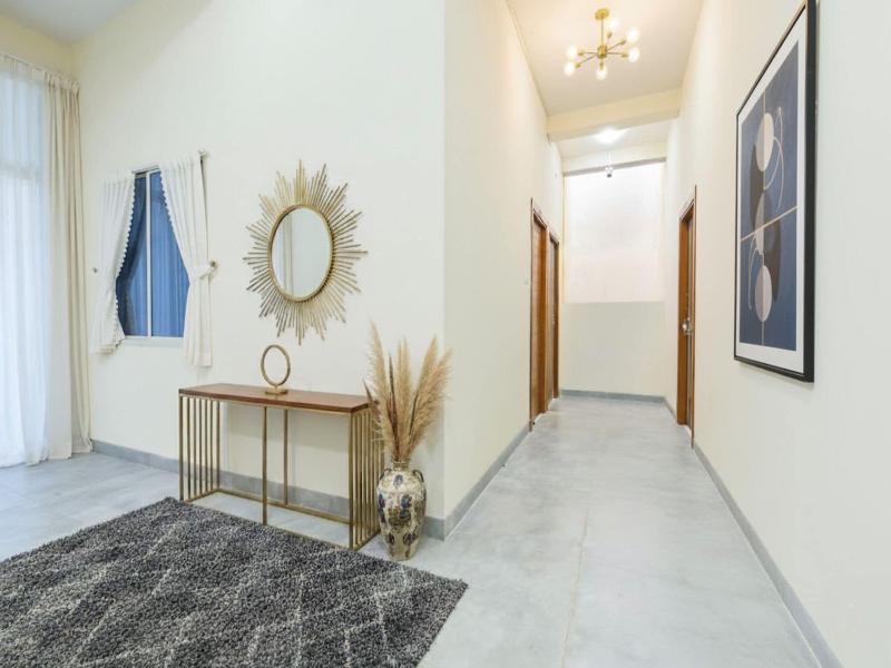 Fabhotel Grand Embassy