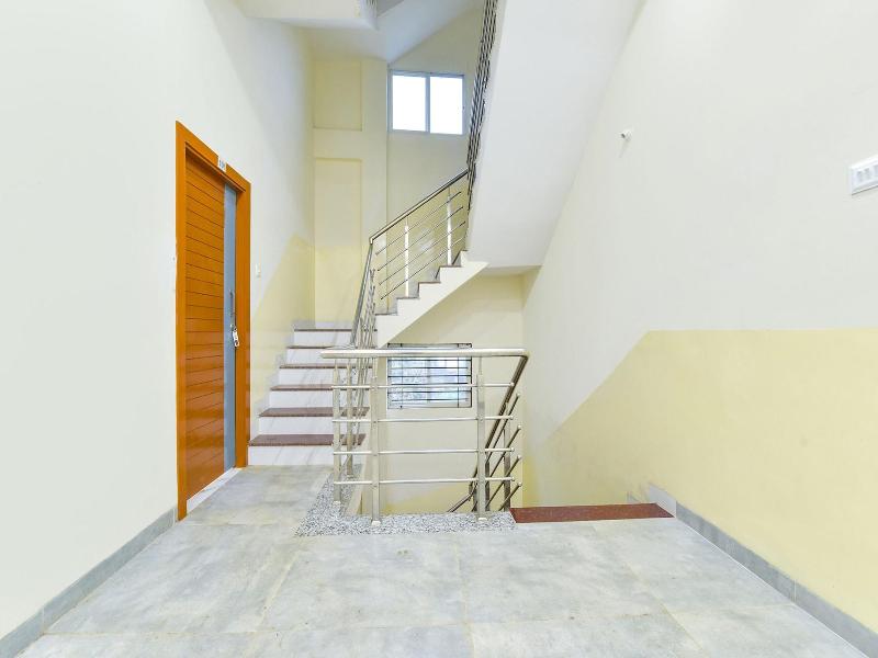 Fabhotel Grand Embassy