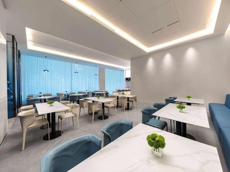 Microtel By Wyndham Xishuangbanna Mengle image
