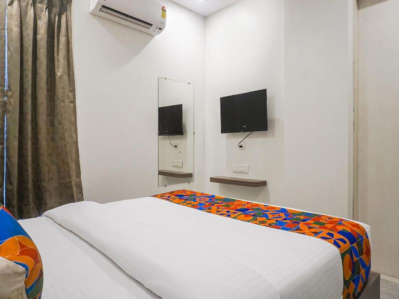 Fabhotel Prime Athiti Delight Stay image