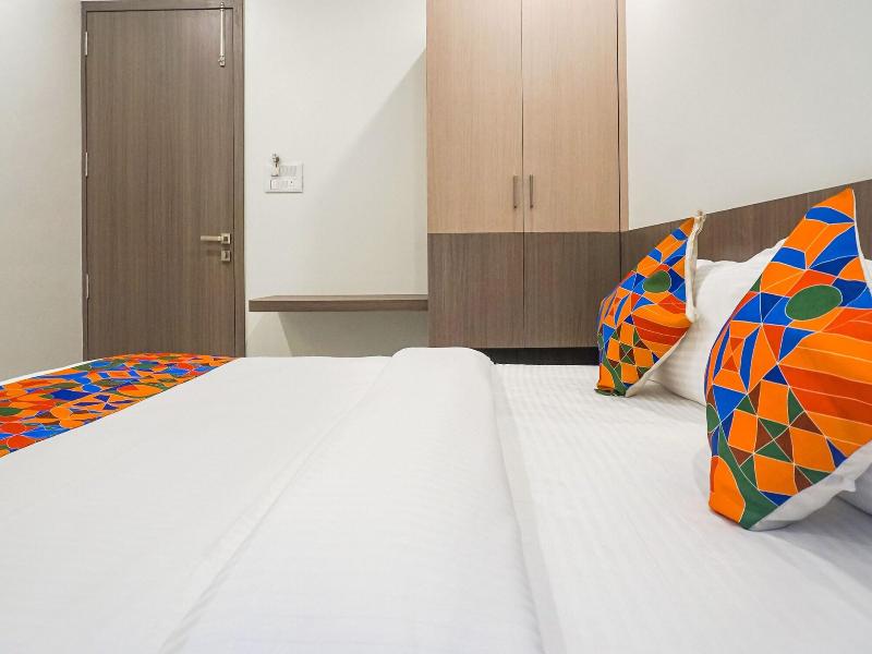 Fabhotel Prime Athiti Delight Stay image