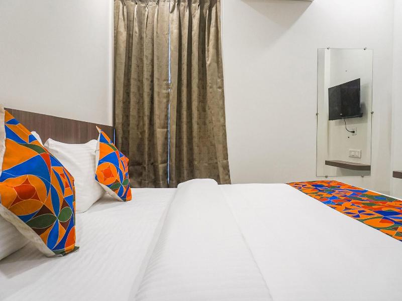 Fabhotel Prime Athiti Delight Stay image