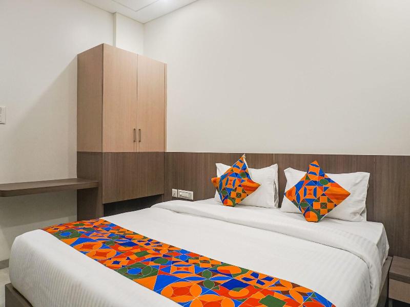 Fabhotel Prime Athiti Delight Stay image