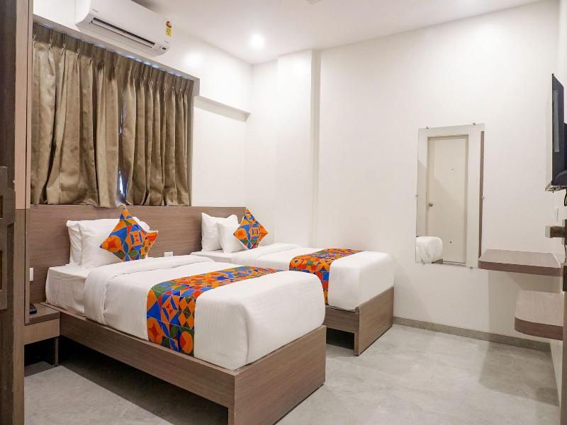 Fabhotel Prime Athiti Delight Stay image