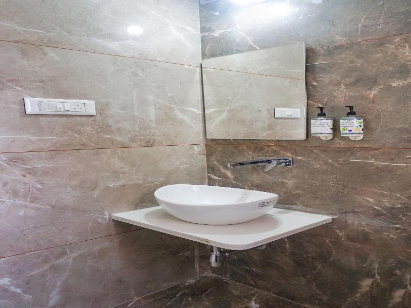 Fabhotel Prime Athiti Delight Stay image