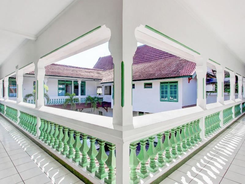 Hotel O Gurita