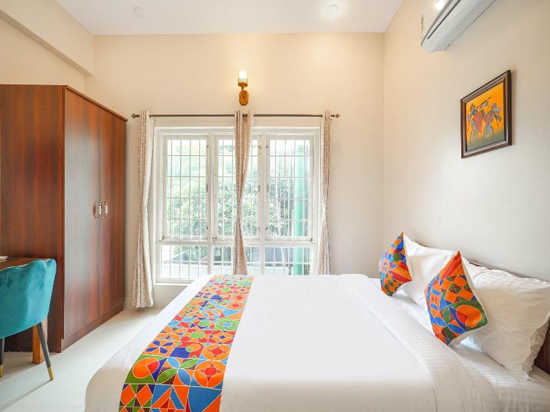 Fabhotel Bougainvillea Suites image