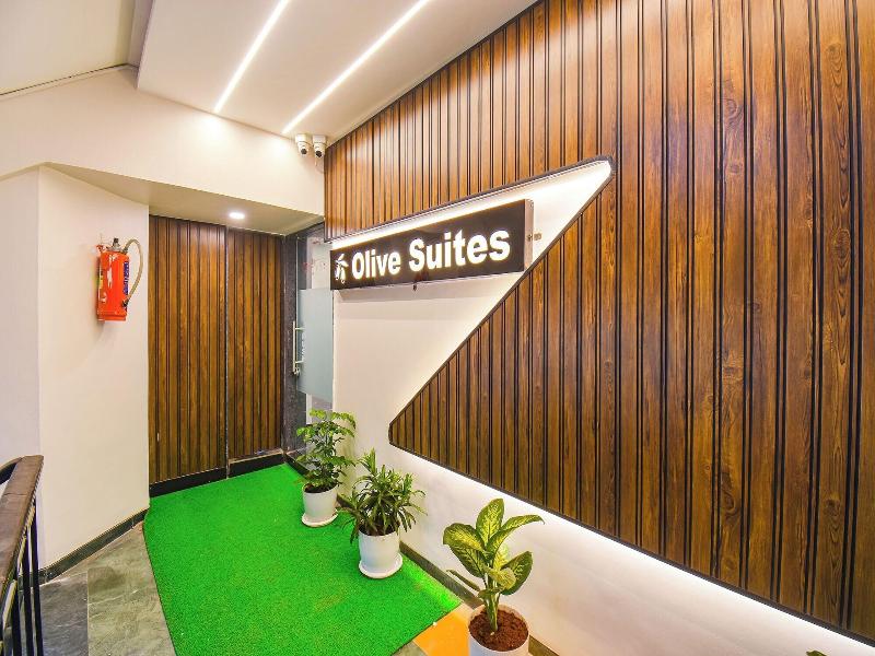 Fabhotel Olive Suite image
