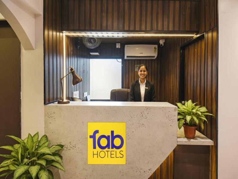 Fabhotel Olive Suite image