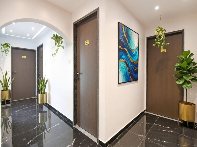 Fabhotel Olive Suite image