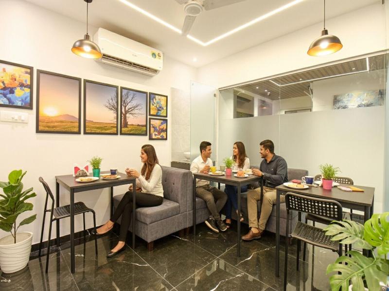 Fabhotel Olive Suite image